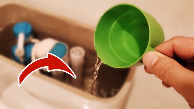 Elimina 5 macchie gialle dal tuo wc con questo trucco semplice e veloce!