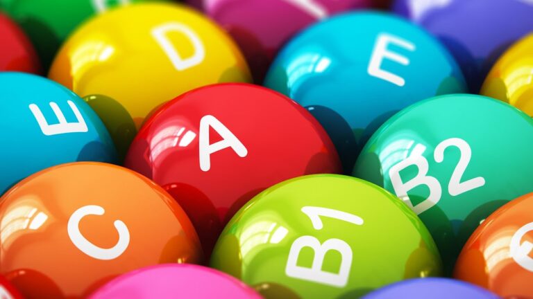 Scopri 7 vitamine essenziali per il tuo benessere quotidiano!