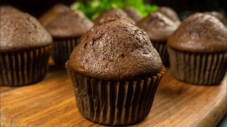Scopri 5 ricette di muffin soffici senza mixer: facili e deliziosi!